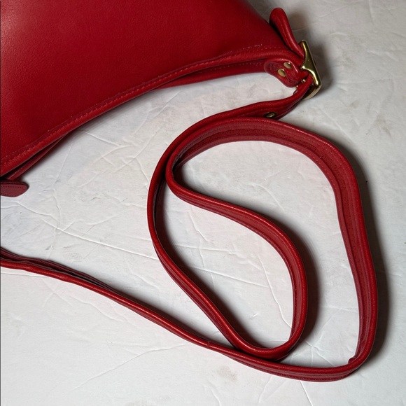 Coach Red Leather duffle Shoulder Bag Maggie 9019 - Picture 6 of 11